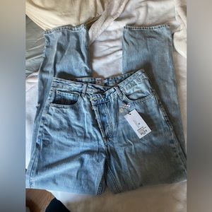 Holly Hi- Rise Straight Leg Jean - Princess Polly